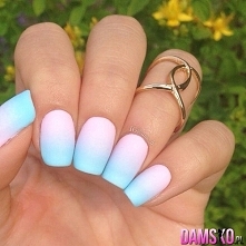 Biało-niebieskie Ombre