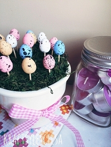 Jajeczna doniczka na Wielkanoc DIY. Zapraszam na kraftsylescilsa.blogspot.com