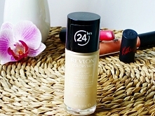 Jak sie u was sprawdził osławiony Revlon Color Stay?
Moja opinia juz na blogu. Link w komentarzu.