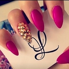 Pretty nails