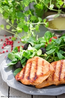 Grillowany indyk w morelowej marynacie