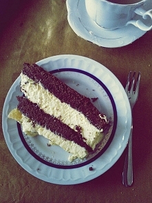 Tort czekoladowo pomarańczowy. Najlepsze połączenie <3
Przepis po kliknięciu w obrazek.