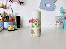 Jak zrobić decoupage na świecy bez kleju? Prosty sposób na dekorację świecy papierową serwetką. Pomysł idealnie nadaje się na prezent. How to make decoupage glue for candle with...