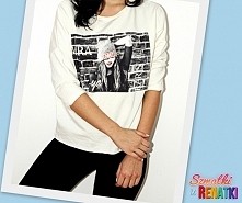 U cieci Reni tylko MUST HAVE! Bluza (hicior) - rękaw 3/4, pasuje do rurek, boyfriendów, spodenek, czy nawet spódniczki! Najmodniejsza na tę wiosnę! 49,99zł + przesyłka: 8zł. Wię...