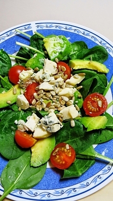 Sałatka z Gorgonzolą i awok...