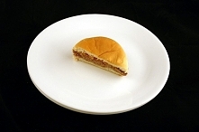 Cheesburger 75 gram = 200 kalorii