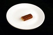 Snickers 41 gram = 200 kalorii