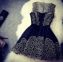 sprzedam M szer pod pachami 43-45cm*2 długość 75cm 49zł NOWA!!