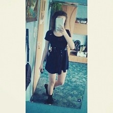 Jedna z moich ulubionych stylizacji, tylko spódniczka troche za krótka.