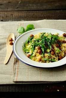 Bulgur z prażoną ciecierzycą