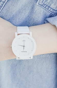 Mam cudowny biały zegarek ze sklepu OTIEN <3  Całość mojej stylizacji możesz zobaczyć na blogu OTIANNA.pl