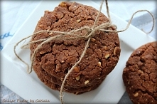 Razowe ciastka z nutellą i orzechami laskowymi