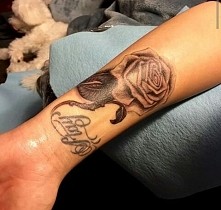 Tattoo of Demi Lovato 
uwie...