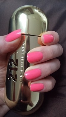 paznokcie #neonpink # lato