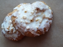 Szneki z glancem, czyli drożdżówki z lukrem