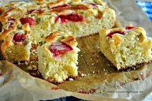 ciasto drożdżowe z rabarbar...