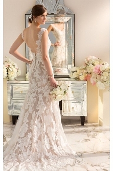 Price crash,Essense of Australia Wedding Dress Style D1639 For Sale