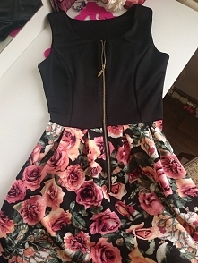 Sprzedam nowa rozmiar S, 55...