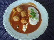pomidorowa z klopsikami i r...