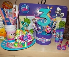 troszkę pet shopkowych pierdółek i dekoracja z cyfrą hand made