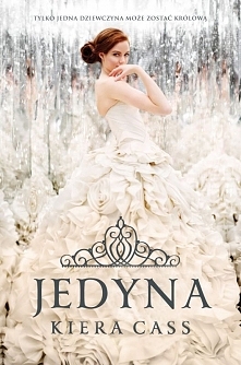 America jest jedną z czterech dziewcząt, które utrzymały się w ścisłej czołówce Eliminacji. Ukochana przez zwykłych ludzi, znienawidzona przez obecnego króla, dziewczyna wciąż n...