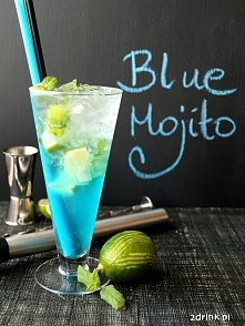 Blue Mojito – przepis na drink

Składniki:

-pół limonki
-kilka listków mięty
-40 ml rumu
-15 ml syropu Blue Curacao
-kruszony lód
-woda gazowana do dopełnienia

Przygotowanie:
...