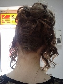 moja fryzura na żakinadzie. co myślicie?