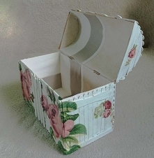 Szkatułka z różami