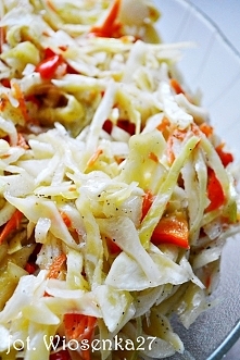 Słodko-ostra sałatka z biał...