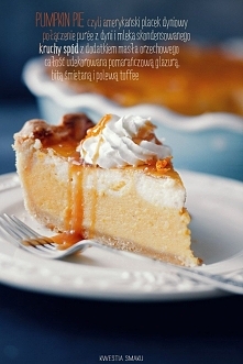 Pumpkin pie
Przygotowanie:
Spód: Mąkę przesiać do miski, dodać cukier puder, pokrojone masło i smalec oraz masło orzechowe. Miksować mikserem przez około 1 minutę aż powstaną dr...