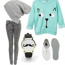 zakochałam się w tej bluzie :*