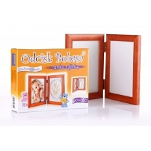 Zachowaj chwile - stwórz przepiękną pamiątkę, którą ofiarujesz kiedyś swojemu dziecku!

Zestaw z Czerwoną drewnianą ramką - Odcisk Bobasa Ramka z Glinką - do wykonania odcisku r...