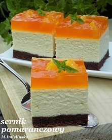 Sernik pomarańczowy na bisz...