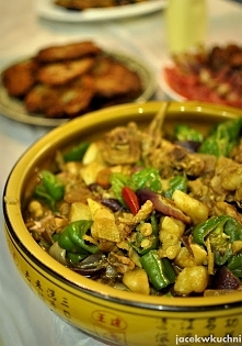 chiński kurczak w piwie z prowincji Xinjiang - przepis klik w zdjęcie