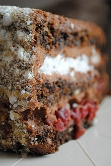 tort czekoladowo-orzechowy