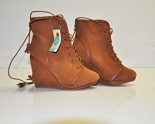 KOTURNY marki HOUSE
już od 29,99
WIĘCEJ? KLIK...