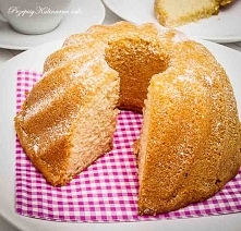 Babka z odrobiną rumu