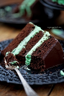 Tort czekoladowo-miętowy
