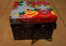 Skrzyneczka na biżuterię idealny prezent na urodziny, imieniny itp...