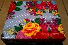 Skrzyneczka na biżuterię prezent nie tylko na urodziny....