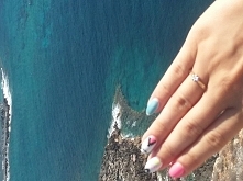 Po wejściu na sam szczyt wyspy Gramvousa z widokiem na błękitną lagune Balos, mój chłopak uklęknął przede mną i spytał się czy zostanę jego żoną!!!! Kocham :*