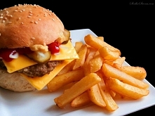 Domowy McRoyal jak z McDona...