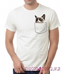 Koszulka Tshirt z kieszonką....