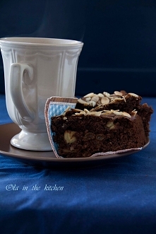 Coś dla lubiących słodkie, ale nieskomplikowane ciasta lub po prostu z braku czasu lubi zrobić coś na szybko ;))