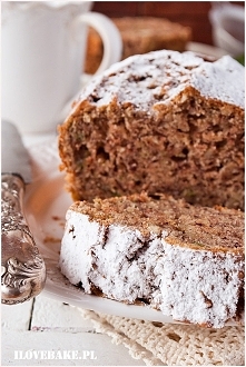 Chlebek bananowy z cukinią