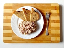 sałatka z tuńczykiem i żurawiną