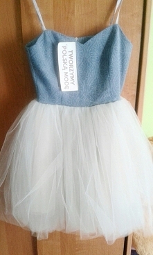 Sprzedam sukienkę, rozmiar M.