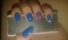 Użyte lakiery:
Dor 16
Dor gel shine top coat
Palec serdeczny - naklejka wodna