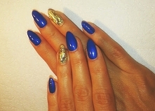 Metaliczna granatowa hybryd...