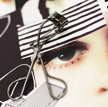 10 super trików z mascarą, których nie znasz!!!
Rzęsy będą piękne, długie, gęste i podkręcone